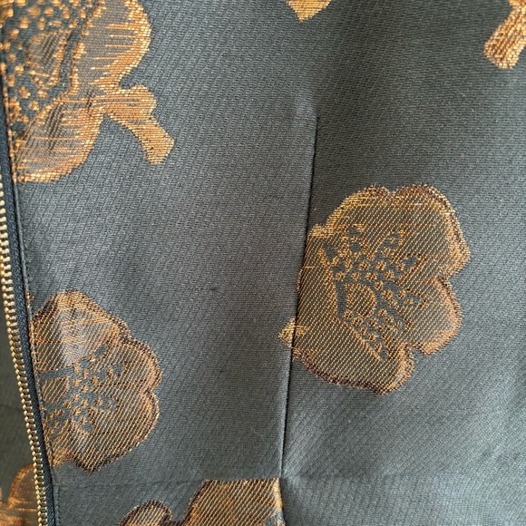 Ann Taylor Floral Gold Metallic Sheath Mini Dress Size 2P Party Cocktail Dressy - Picture 13 of 16